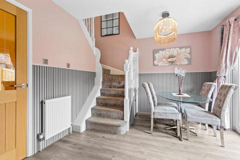 undefined, Dalwhinnie Court, Lawthorn, Irvine, KA11