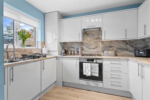 undefined, Dalwhinnie Court, Lawthorn, Irvine, KA11