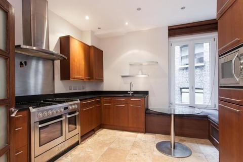 2 bedroom apartment to rent, Cunningham Place, London NW8