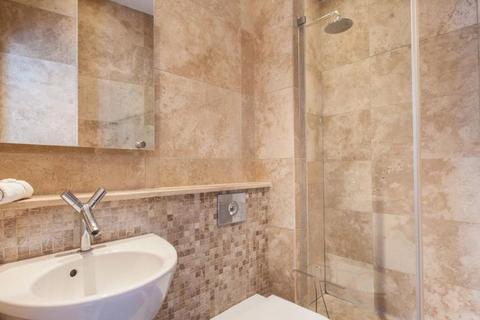 2 bedroom apartment to rent, Cunningham Place, London NW8