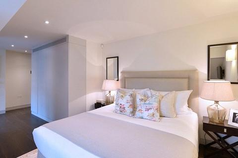 2 bedroom apartment to rent, Duke Street, London, W1K