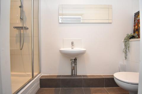 Studio to rent, Langhorne Street Woolwich SE18