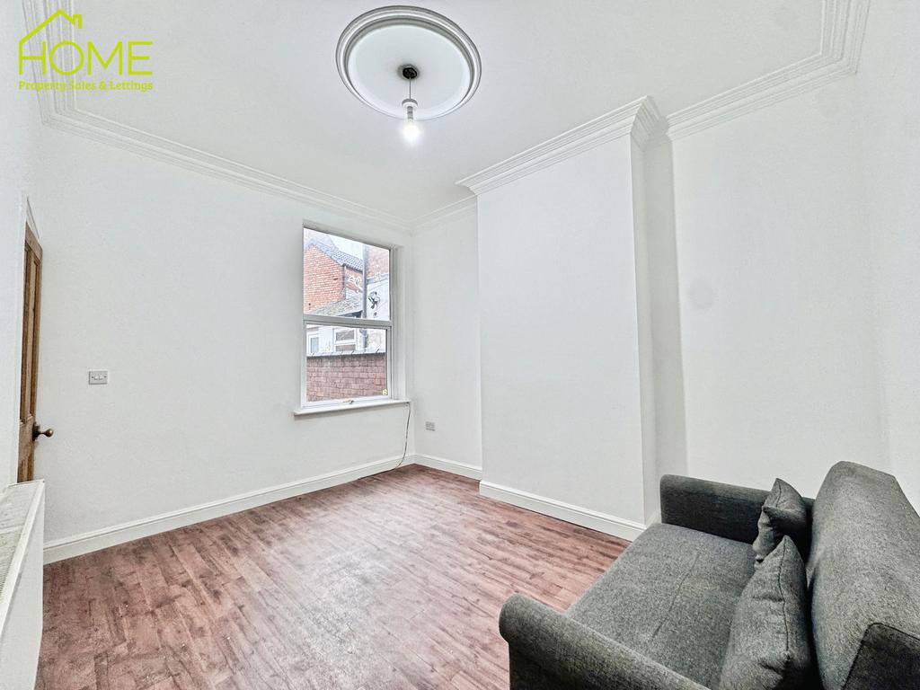 Dining / Living Room
