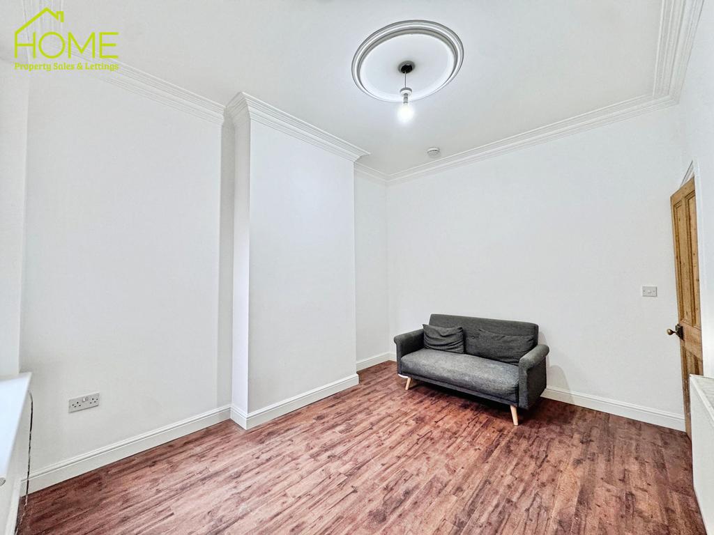 Dining / Living Room