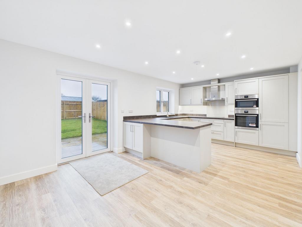Open plan kitchen/ living/ dining