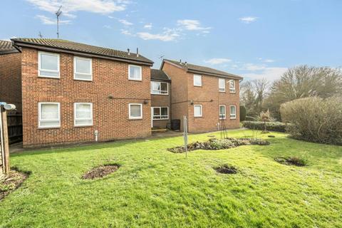 undefined, Grasslands,  Aylesbury,  HP20