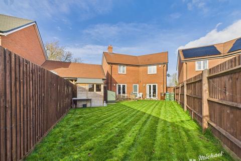 3 bedroom detached house for sale, Raymond Munday Road, Stoke Mandeville