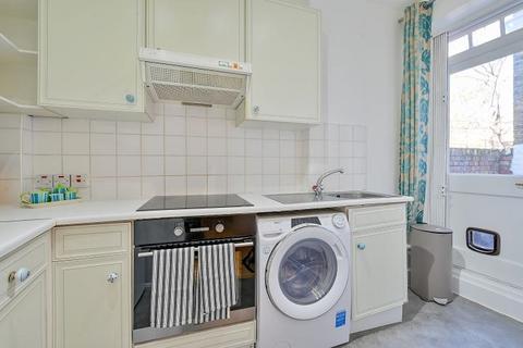 1 bedroom flat for sale, Pennard Mansions, Goldhawk Road, London, W12 8