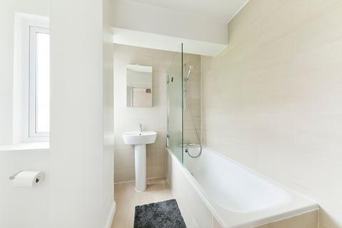 2 bedroom flat to rent, Anglesea Road, Kingston Upon Thames KT1
