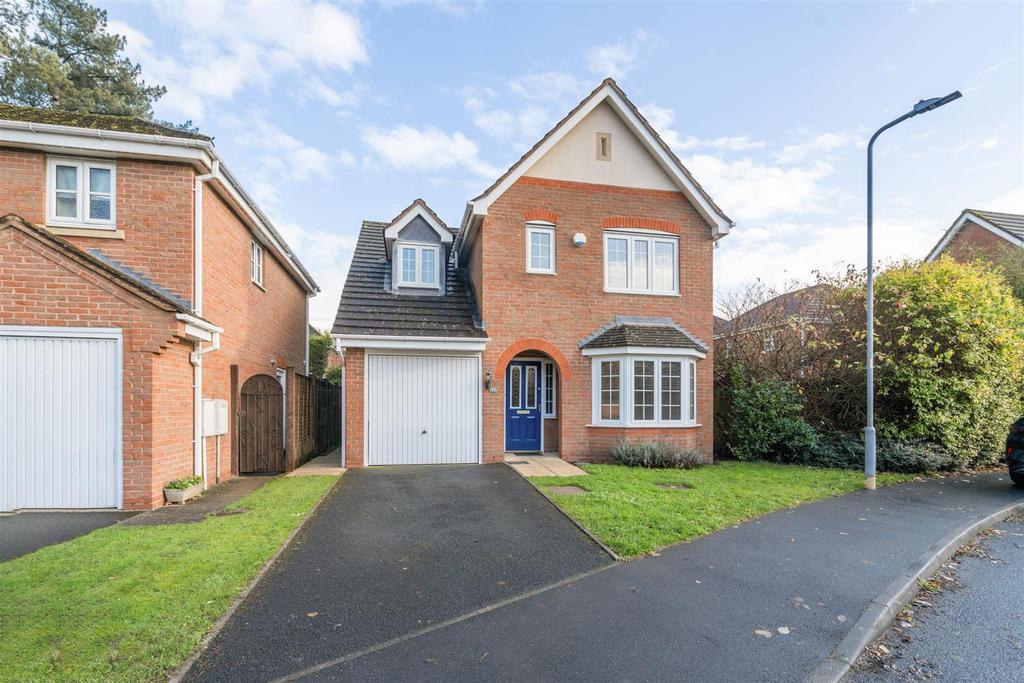 77 Appletrees Crescent, Bromsgrove, B61 0 UD DML141