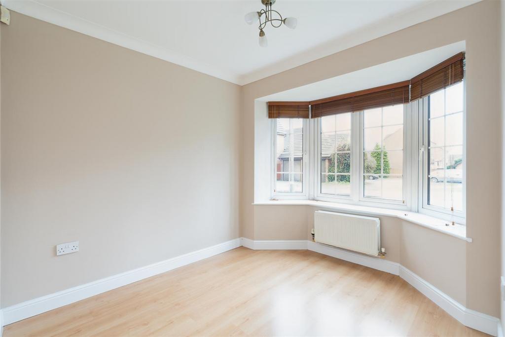77 Appletrees Crescent, Bromsgrove, B61 0 UD DML141