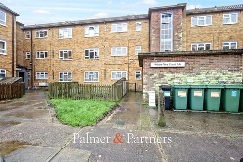 Hawthorn Avenue, Greenstead, Colchester, Essex, CO4