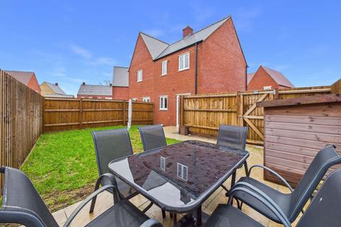 2 bedroom semi-detached house for sale, Lincoln Street, Towcester, NN12
