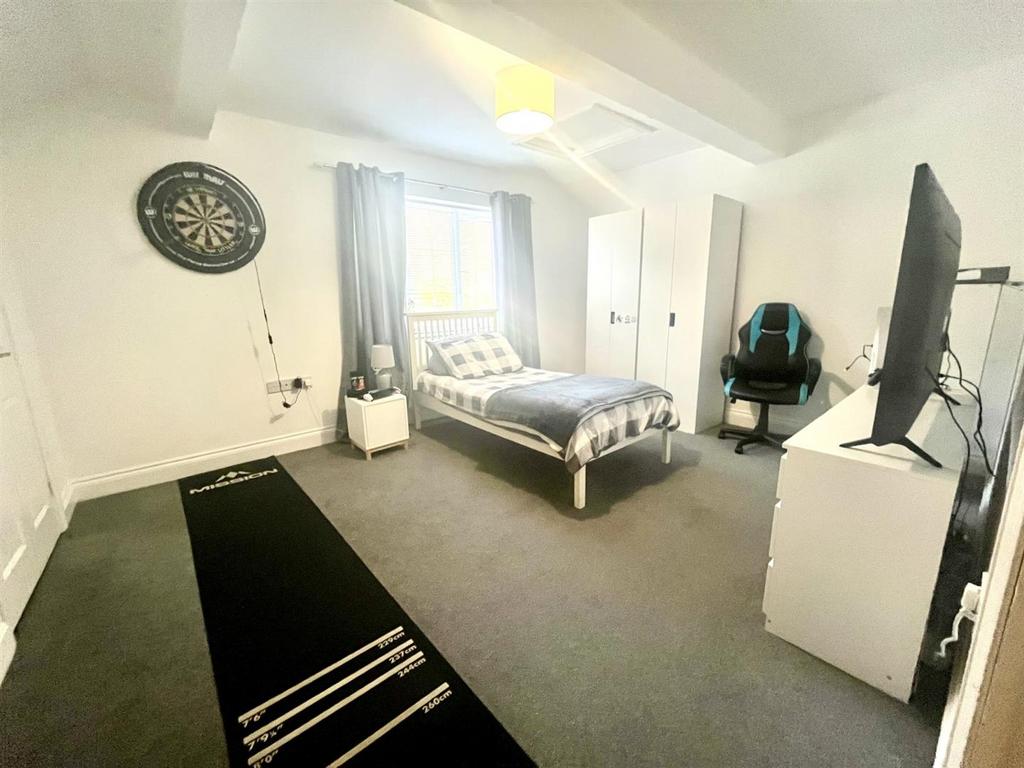 Bedroom 3.jpg