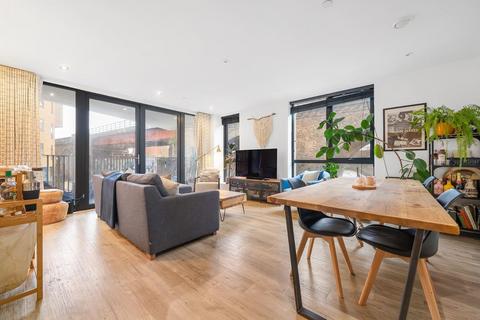 3 bedroom flat for sale, Coal Lane, SW9