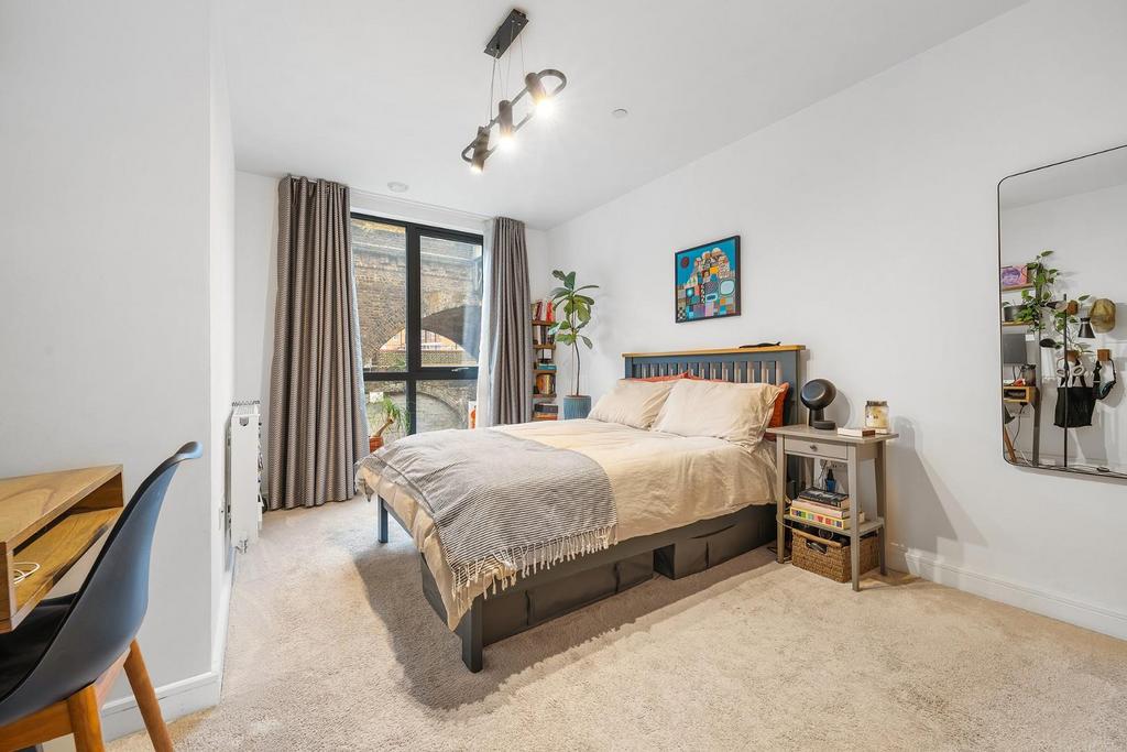 Bedroom 2.JPG