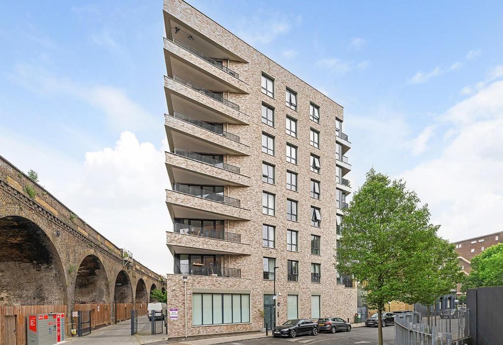 5 Exterior.JPG