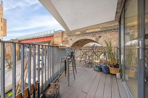 3 bedroom flat for sale, Coal Lane, SW9