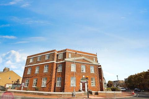 undefined, London Road, Grays