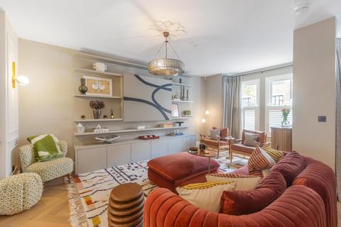 3 bedroom terraced house for sale, Rainville Road, London W6