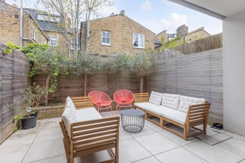 3 bedroom terraced house for sale, Rainville Road, London W6