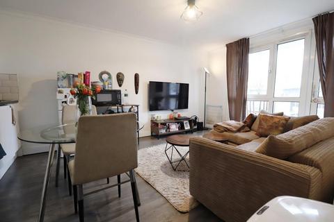 2 bedroom apartment for sale, Oman Avenue, London