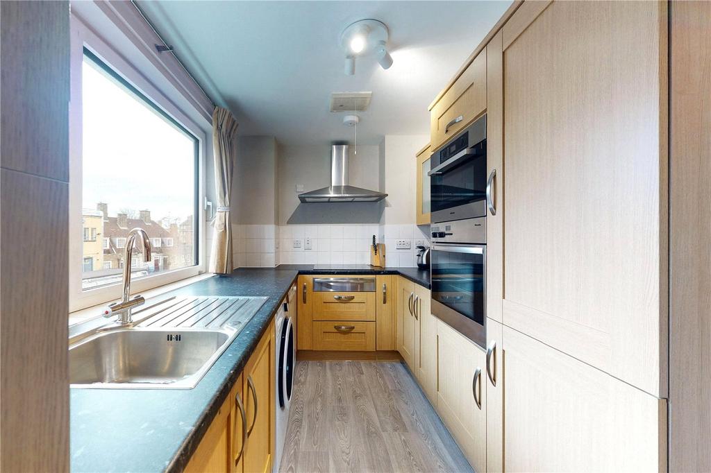 Reception/Kitchen