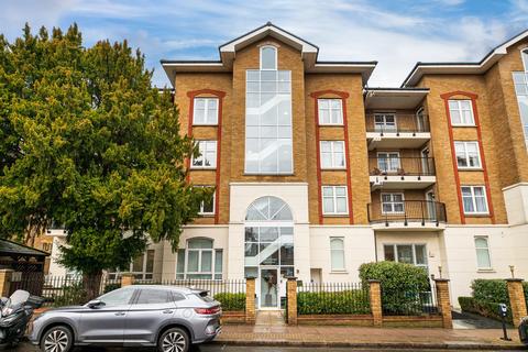 2 bedroom flat to rent, Keswick Road, London, SW15