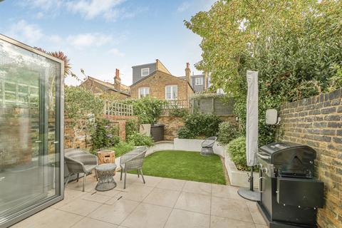 4 bedroom terraced house for sale, Grandison Road, London, SW11