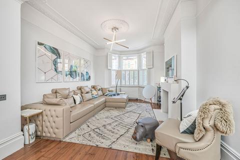 4 bedroom terraced house for sale, Grandison Road, London, SW11