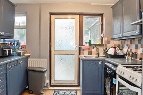 4 bedroom terraced house for sale, Ledbury Green, Beaumont leys, Leicester, LE4