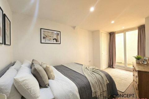 2 bedroom flat to rent, Trinity Road, Tooting Bec, SW17