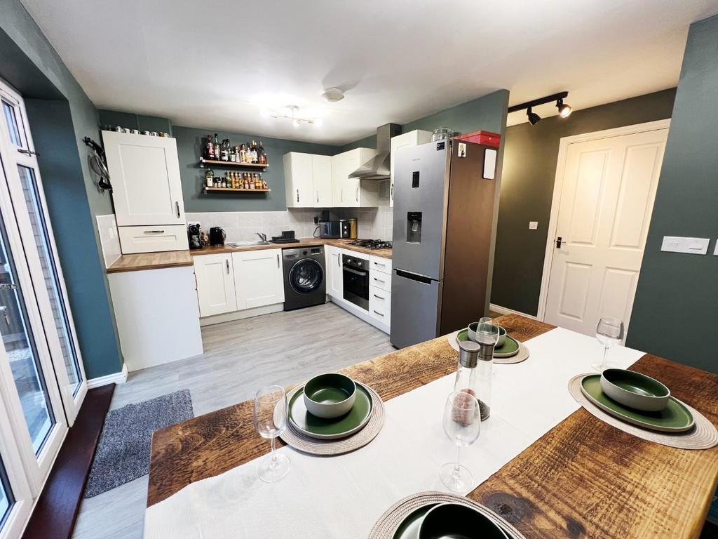 Kitchen / Diner