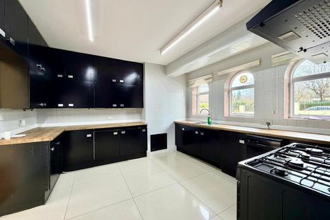 undefined, Thornton Grove, Pinner, Greater London, HA5