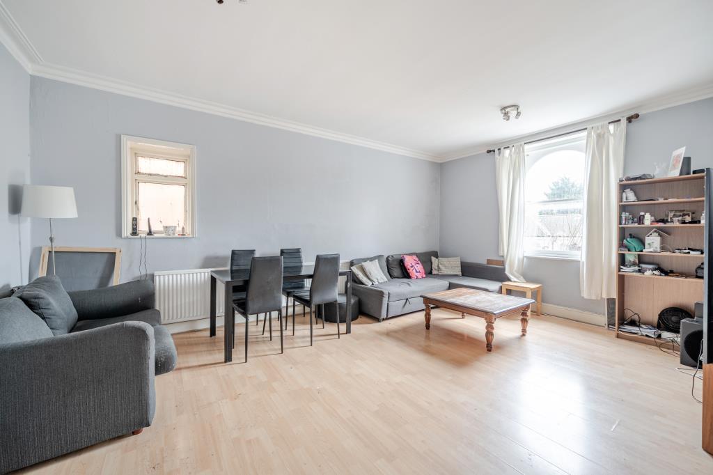 Living/Dining Area