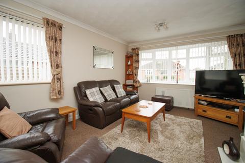 2 bedroom semi-detached bungalow for sale, Silverwood Avenue, Filey YO14