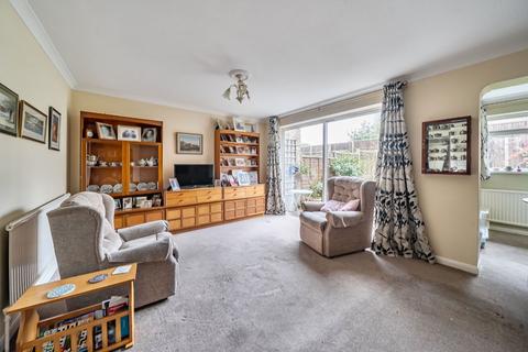 3 bedroom terraced house for sale, Lindum Close, Aldershot, Hampshire, GU11