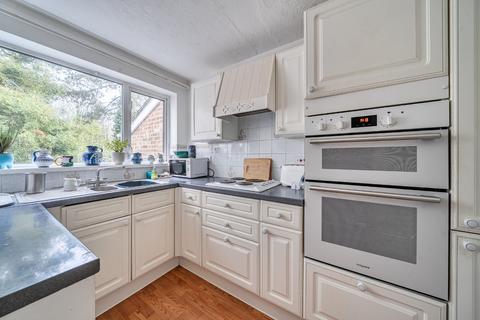 3 bedroom terraced house for sale, Lindum Close, Aldershot, Hampshire, GU11