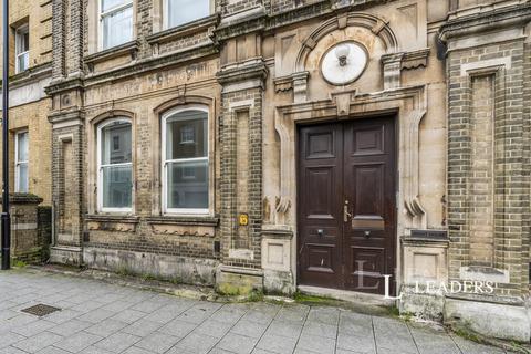 Canute Road, Southampton, Hampshire, SO14
