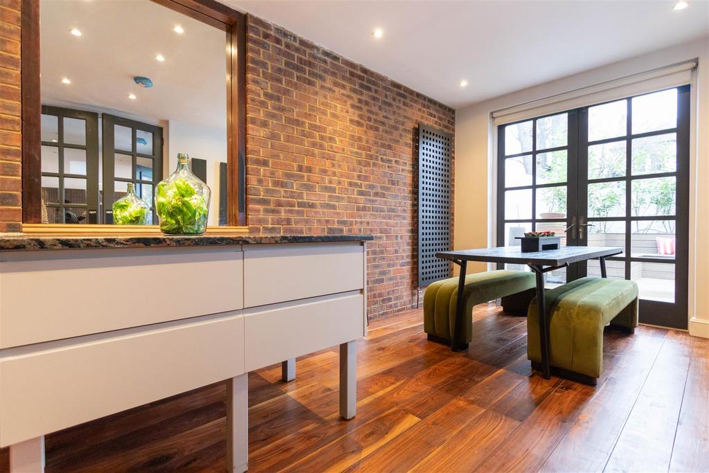 Dining Kitchen.jpg