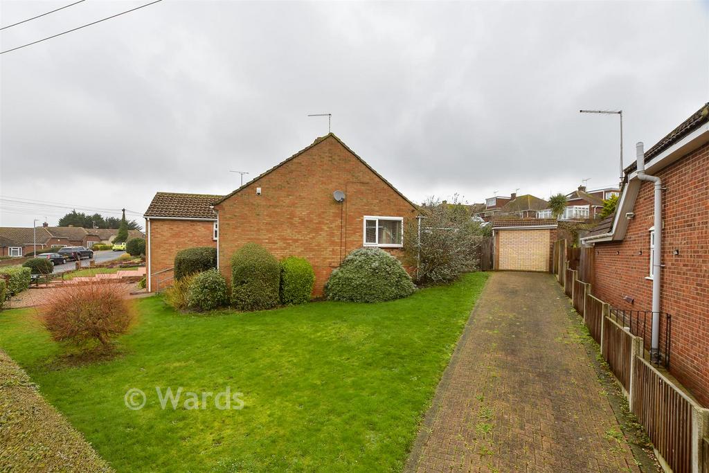 Driveway/Parking