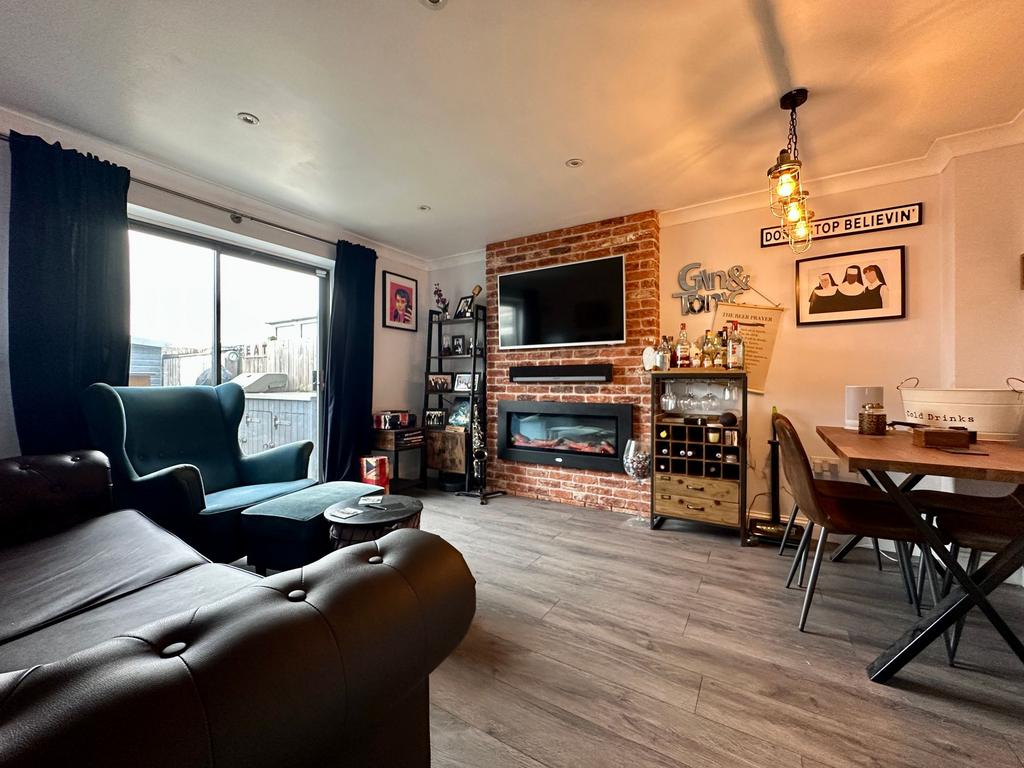 Lounge/Diner