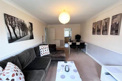 2 bedroom apartment to rent, Summerfield Village Court, Wilmslow
