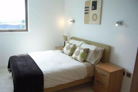 2 bedroom flat to rent, Isaac Way, Manchester, M4