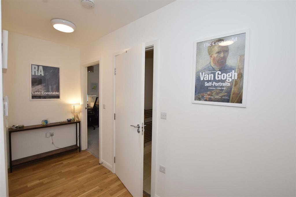 Entrance hall copy.jpg