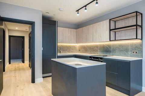 3 bedroom flat for sale, Crimscott Street, Bermondsey SE1