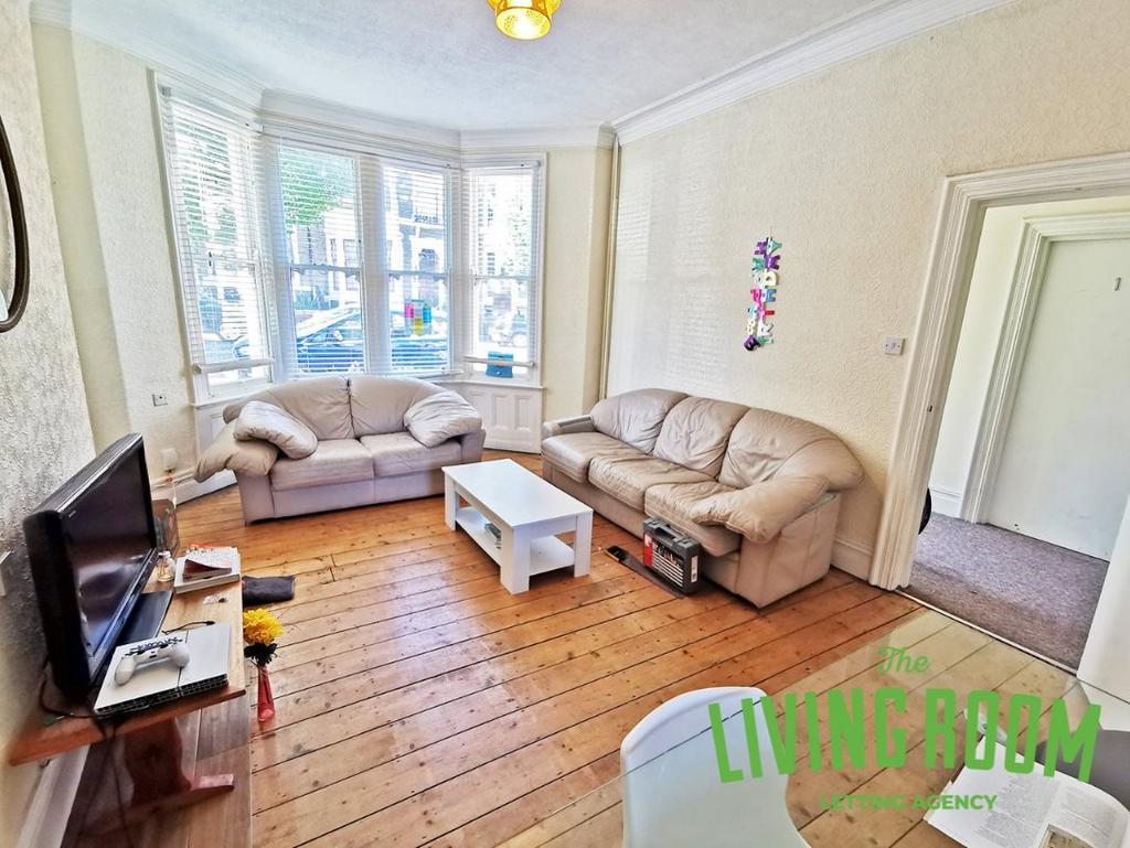 Lounge 2