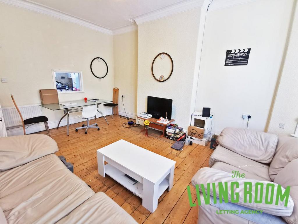 Lounge 1
