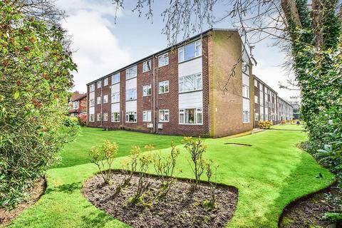 Rookfield Avenue, Greater Manchester M33
