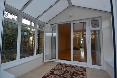undefined, Wyeths Mews, Epsom KT17